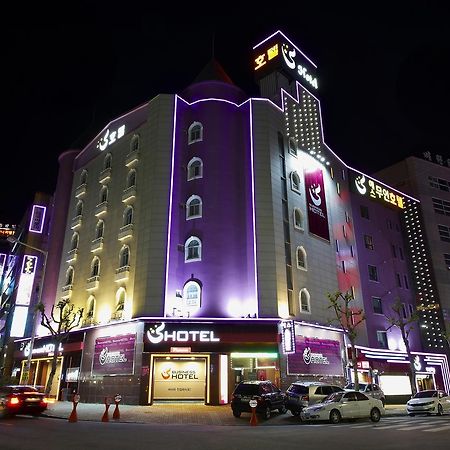 S Hotel Gwangju Metropolitan City Exterior foto
